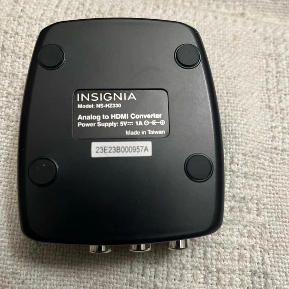 Insignia Analog-to-HDMI Converter-Connect Older Devices to a New TV!